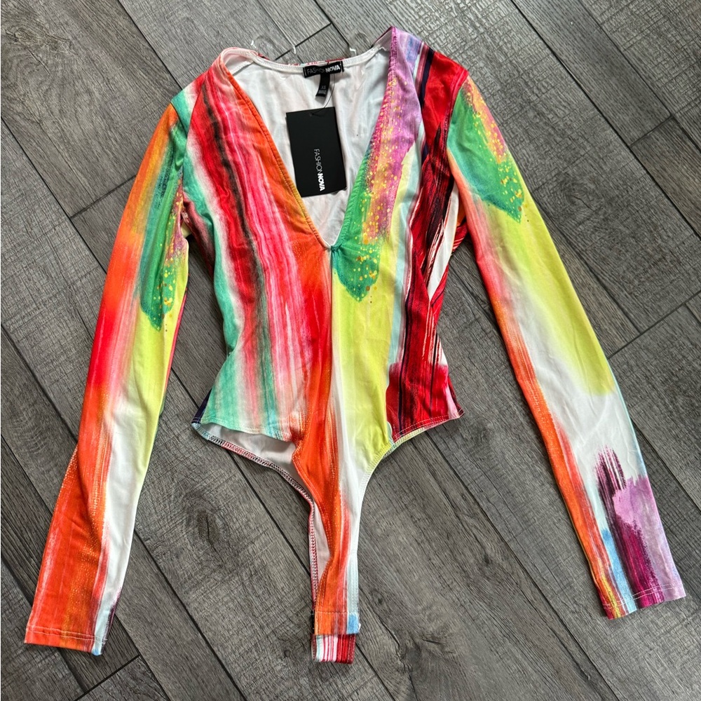 NWT fashion nova body suit.